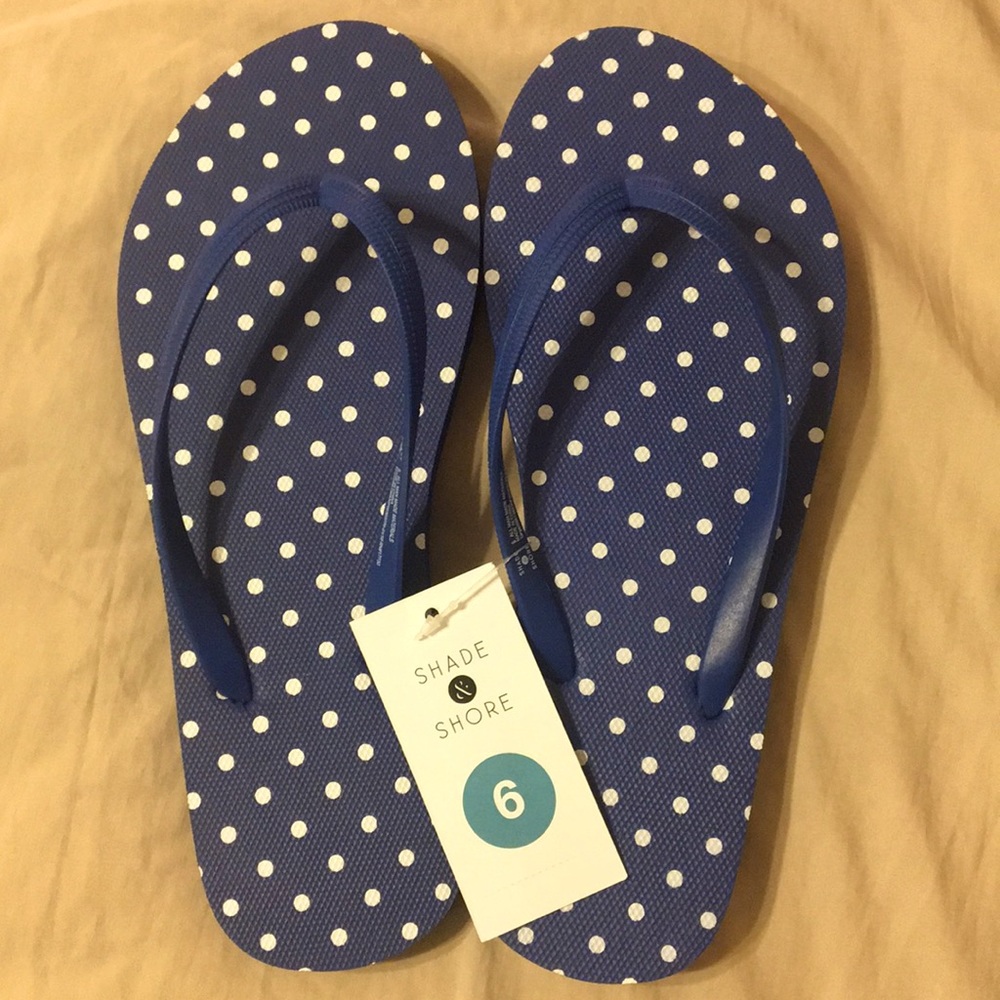 Polka-Dot Flip Flops